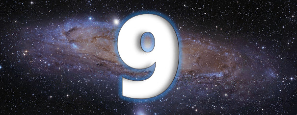 Le Chiffre 9 en Numérologie : sa signification en amour, a travail, en astrologie, en ésotérisme, en mathématique, ses symboles et son message angélique ! On vous dit tout…