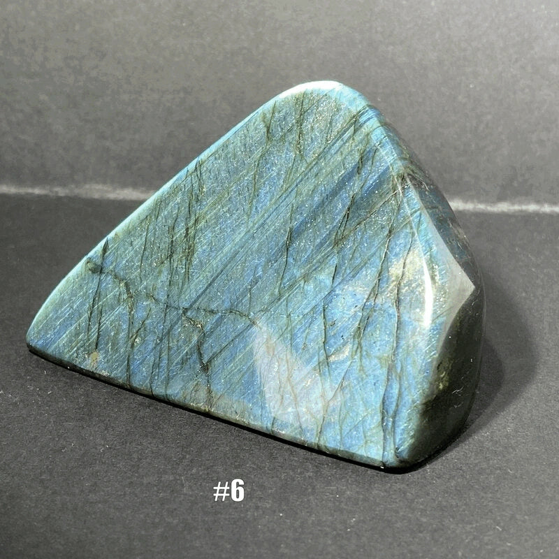 Bloc de Labradorite Poli (qualité supérieure)