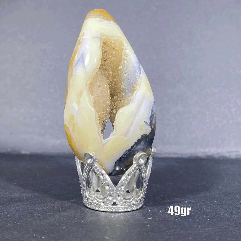 Géode Cornaline en forme d'Œuf (30-50gr)