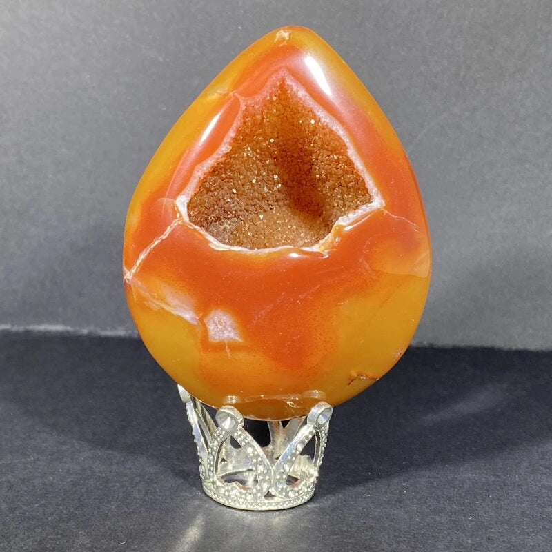 Géode Cornaline en forme d'Œuf (100-150gr)