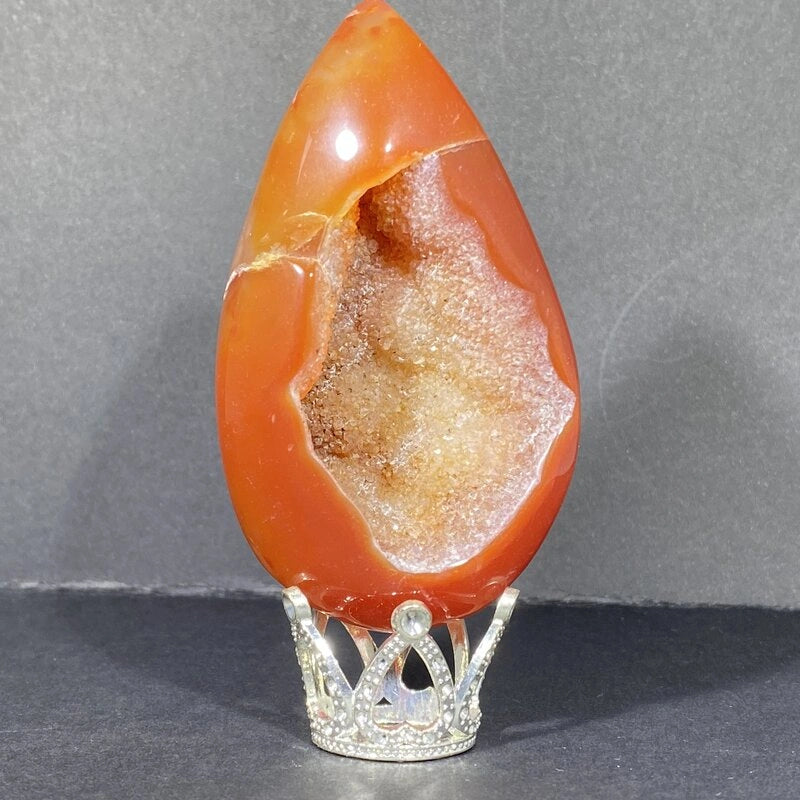 Géode Cornaline en forme d'Œuf (100-150gr)