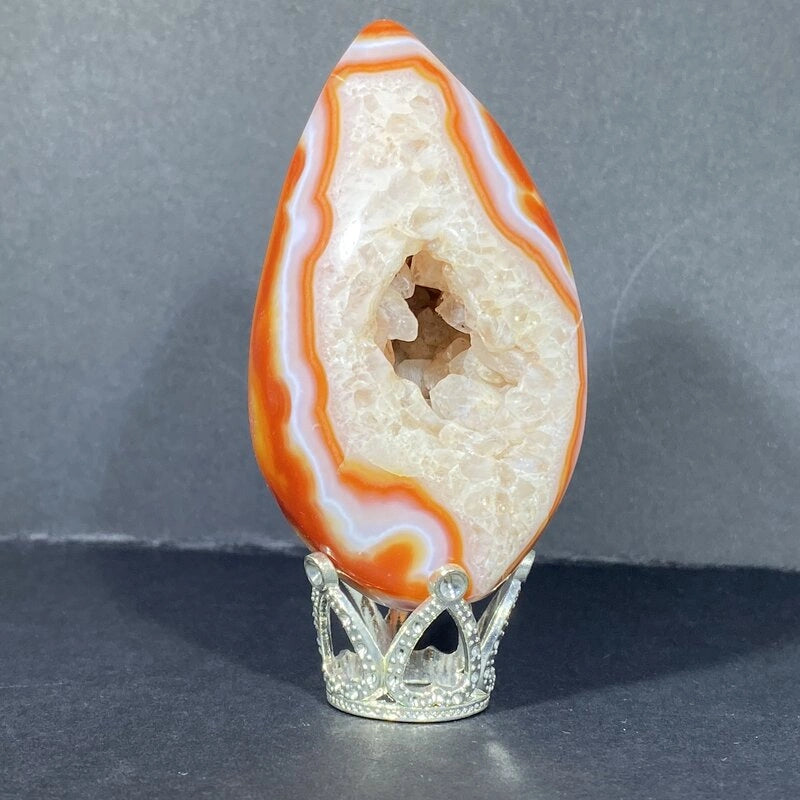 Géode Cornaline en forme d'Œuf (100-150gr)
