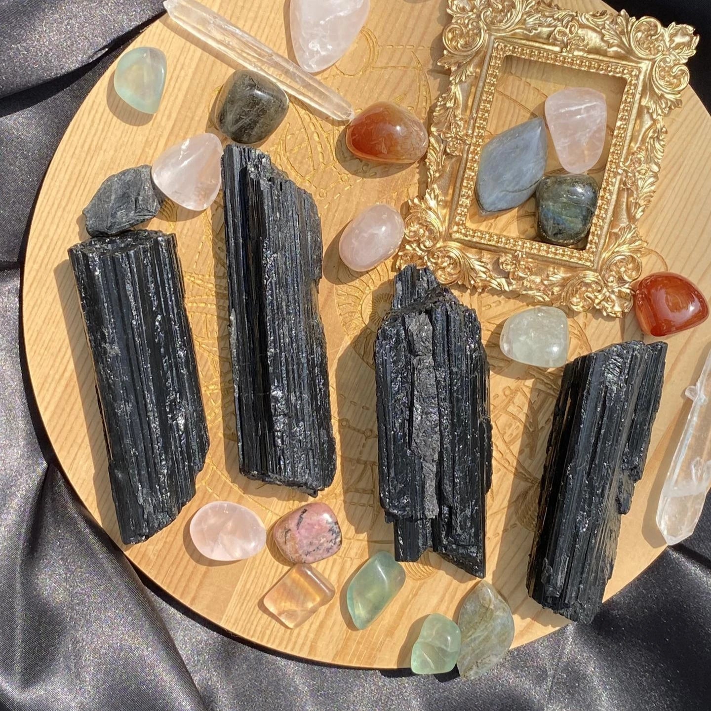 Tourmaline Noire Brute Fibreuse (Grande)