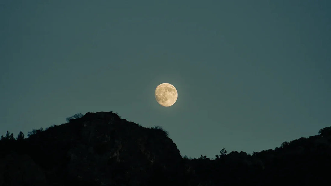 Méthodes simples pour charger ses cristaux naturellement