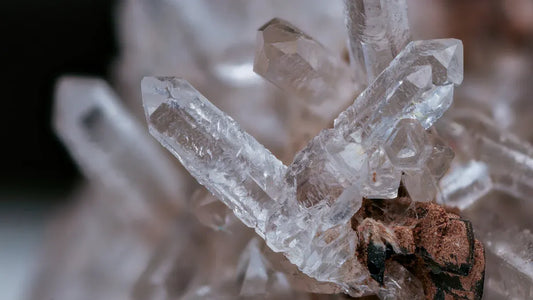 Le rôle du cristal de roche dans les pratiques spirituelles