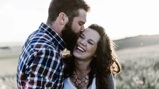 La Femme Vierge et l’Homme Cancer : sont-ils compatibles ? Amour, relation, défis, conseils… on vous dit tout