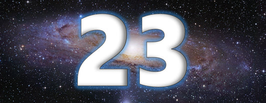Le Chiffre 23 en Numérologie : sa signification en amour, au travail, en astrologie, en ésotérisme, en mathématique, ses symboles et son message angélique ! On vous dit tout…