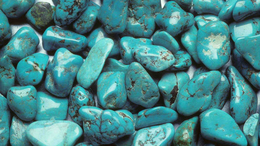 Turquoise : vertus, propriétés et signification de la pierre en Lithothérapie