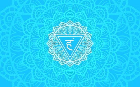 Chakra Chakra de la Gorge (Vishuddha): symbole, signification, activation et les pierres associées