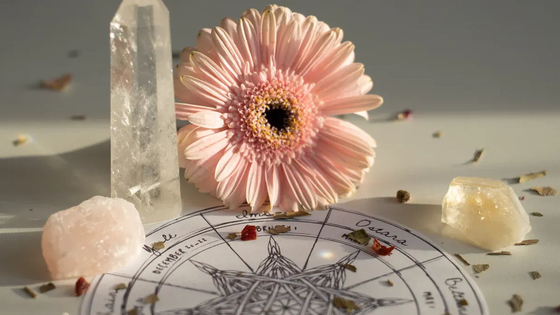 Guide Complet pour Soulager les Douleurs Physiques avec les Cristaux