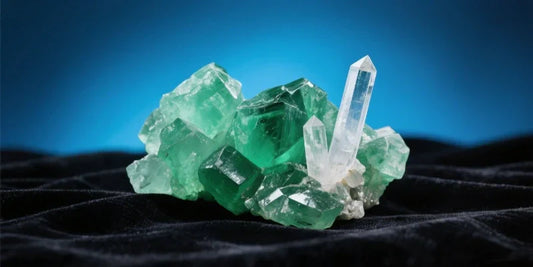 La structure cristalline de la fluorite ne cesse d’étonner