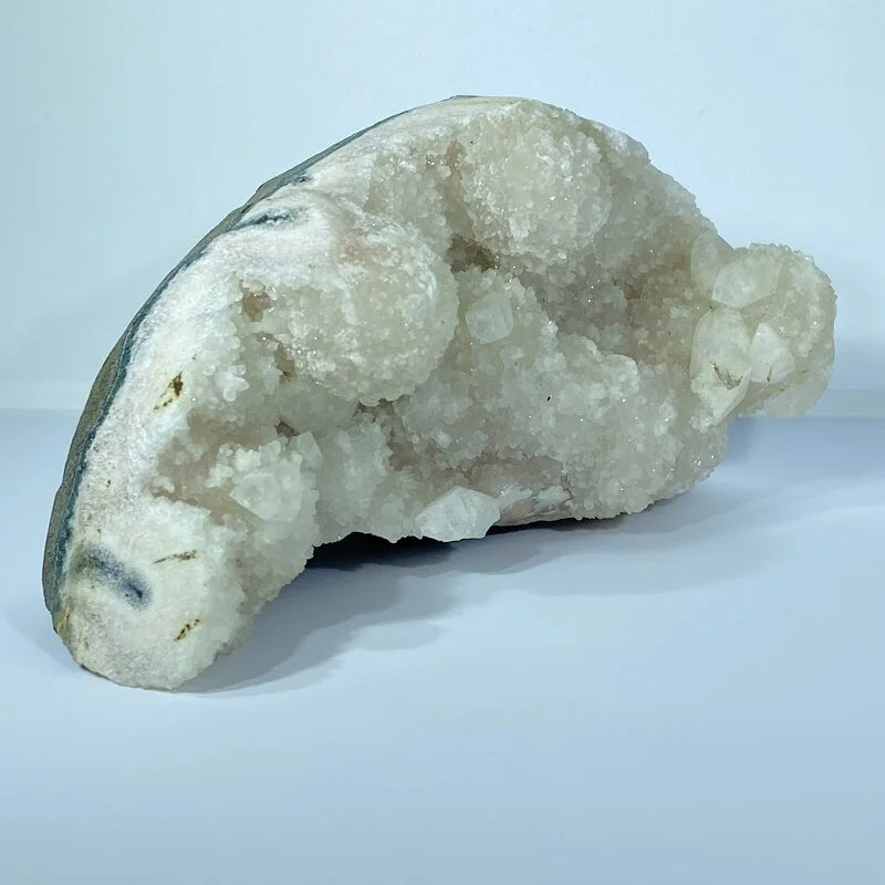 Amas de Quartz Brut (pièce rare) 700gr