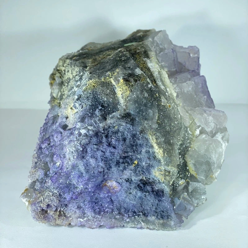 Fluorite Violette Brute sur Cristaux (1393gr)