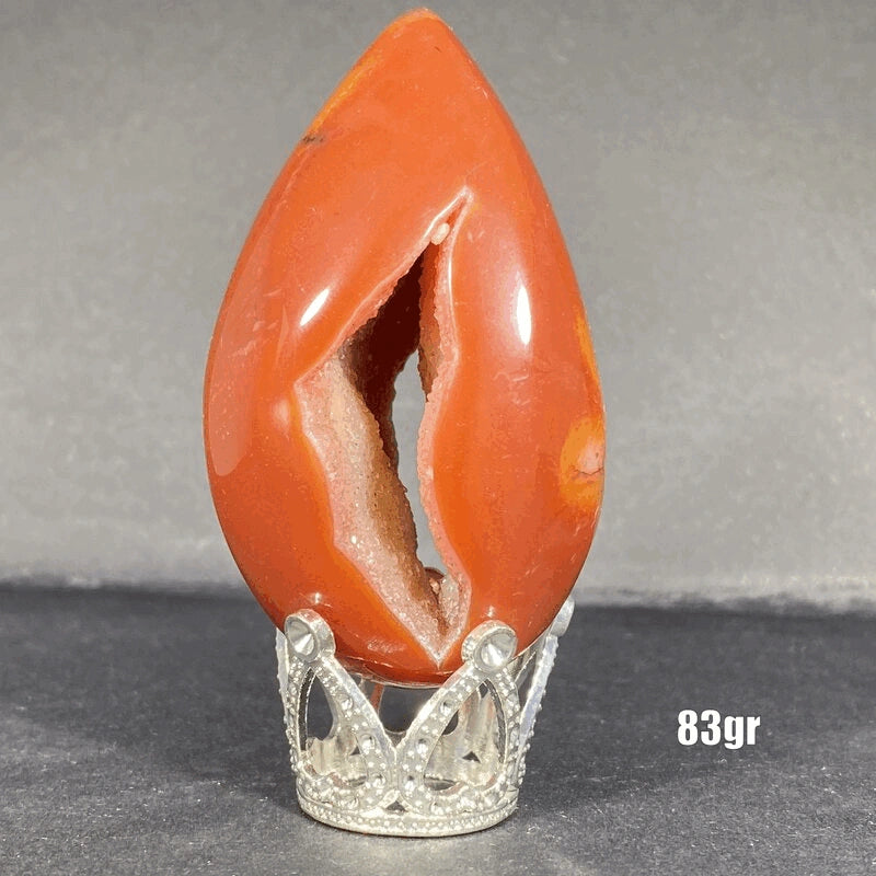 Géode Cornaline en forme d'Œuf (50-100gr)