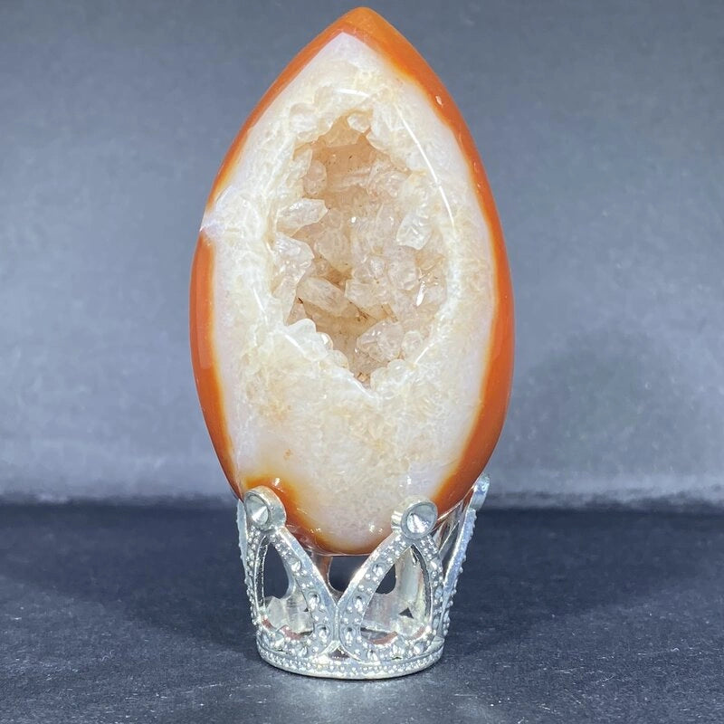 Géode Cornaline en forme d'Œuf (50-100gr)