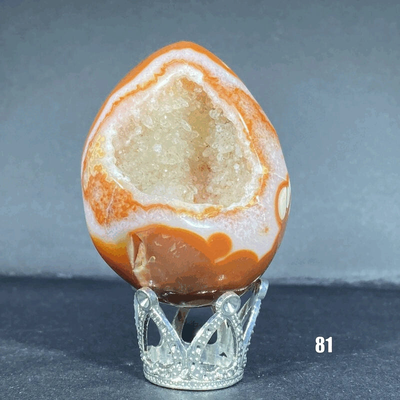 Géode Cornaline en forme d'Œuf (50-100gr)