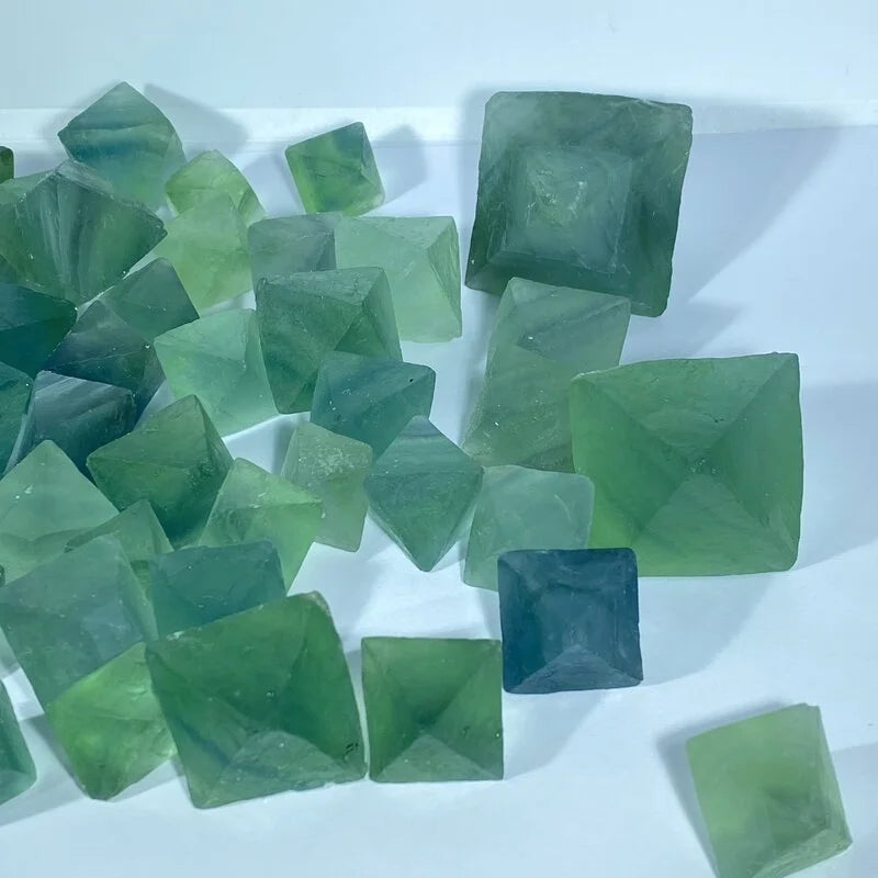 Octaèdre de Fluorite Verte (100gr)