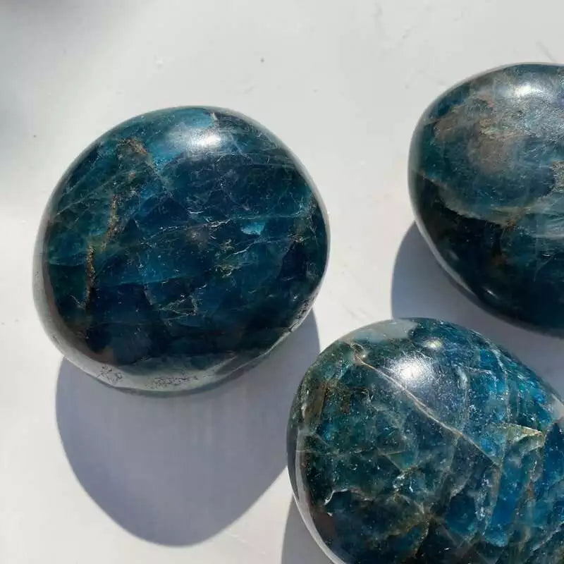 Galet Apatite Bleue