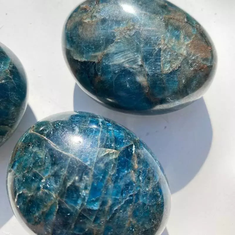 Galet Apatite Bleue