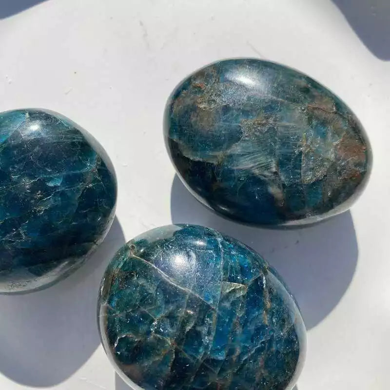 Galet Apatite Bleue