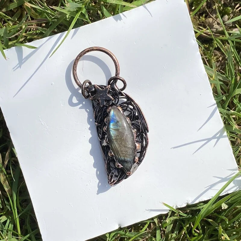 Pendentif en Labradorite (fait main)